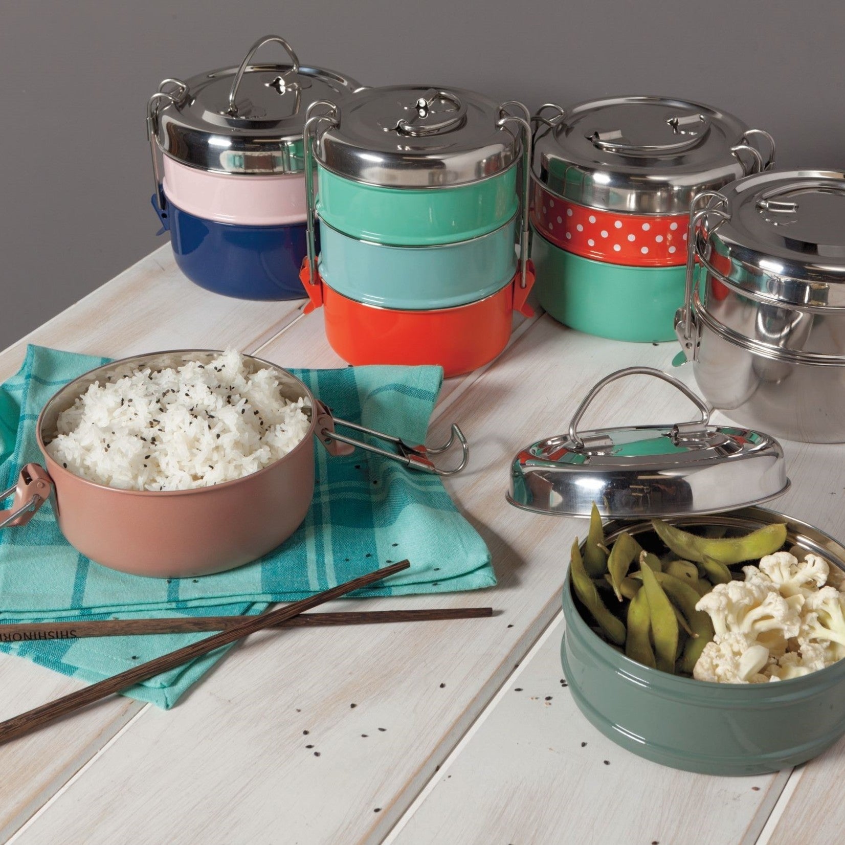 http://www.prettycleanshop.com/cdn/shop/collections/danica-heirloom-tiffin-2-tiered-food-container.jpg?v=1662324810