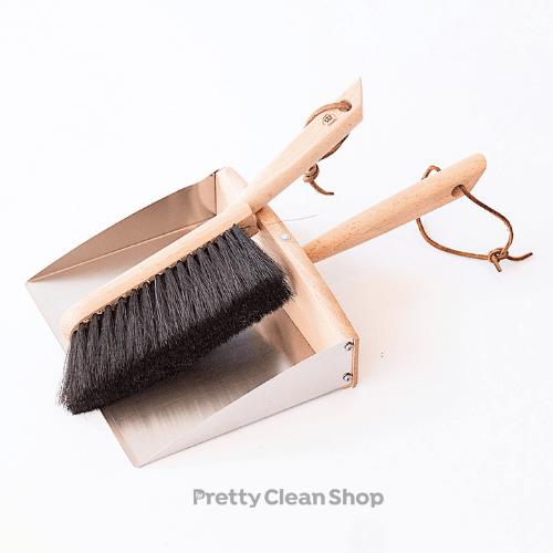 Dustpan and Brush Set Magnetic by Redecker