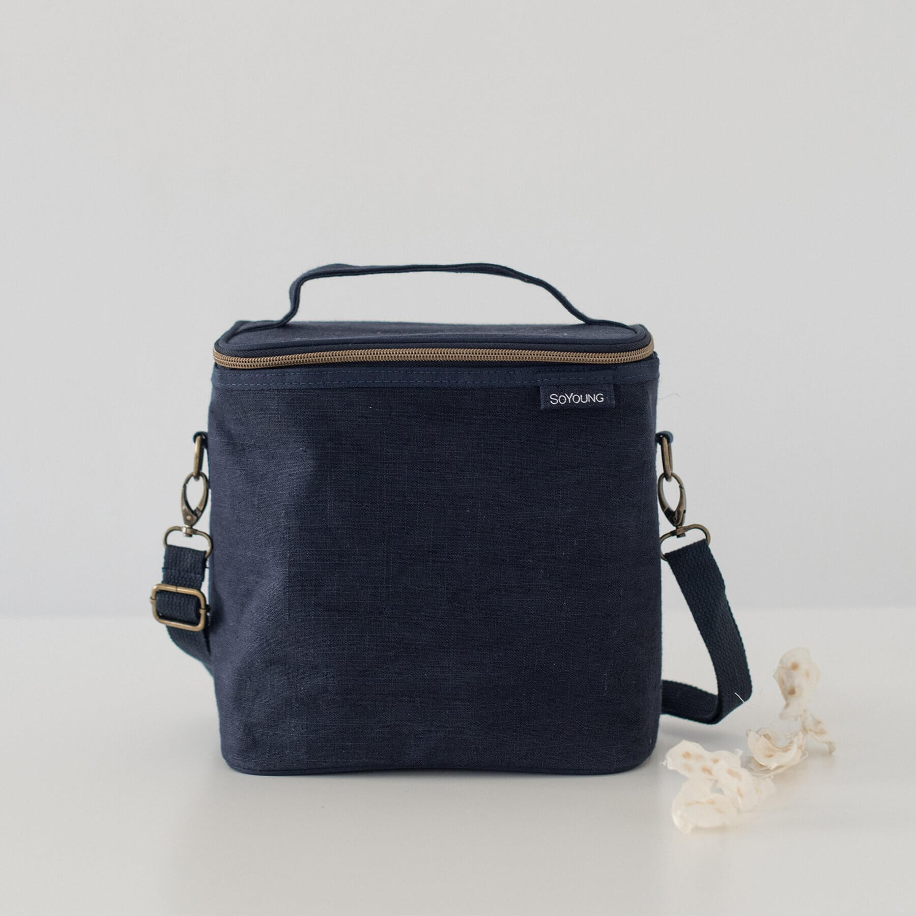 Linen Lunch Poche Bag - Navy Blue - by SoYoung