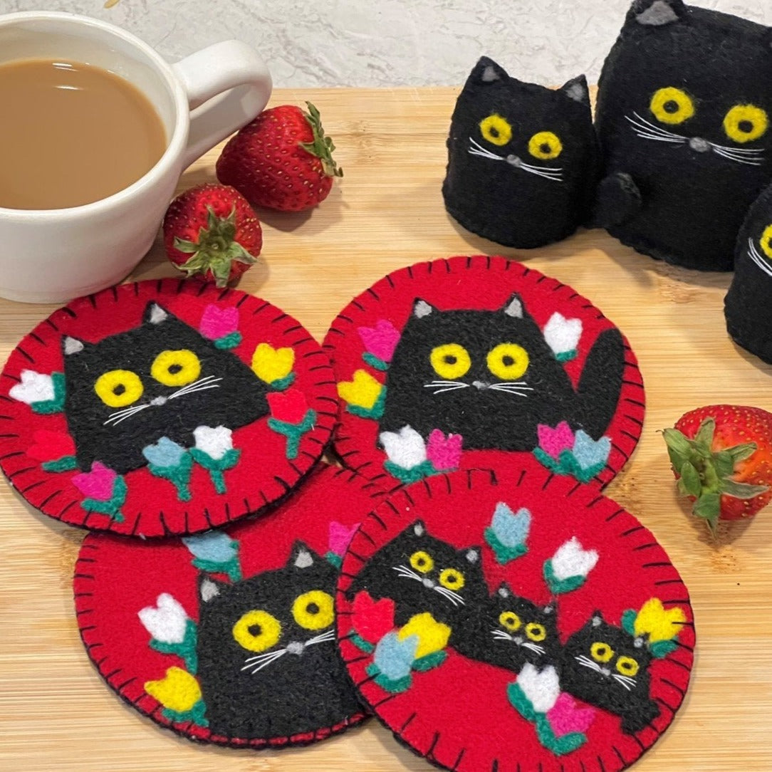 Maud Lewis Inspired Three Black Cats Sewing Kit - Coasters